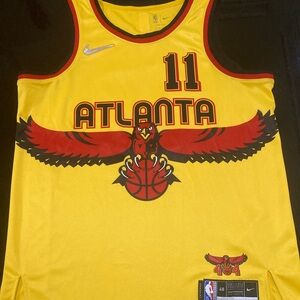 Hawks Trea Young jersey L